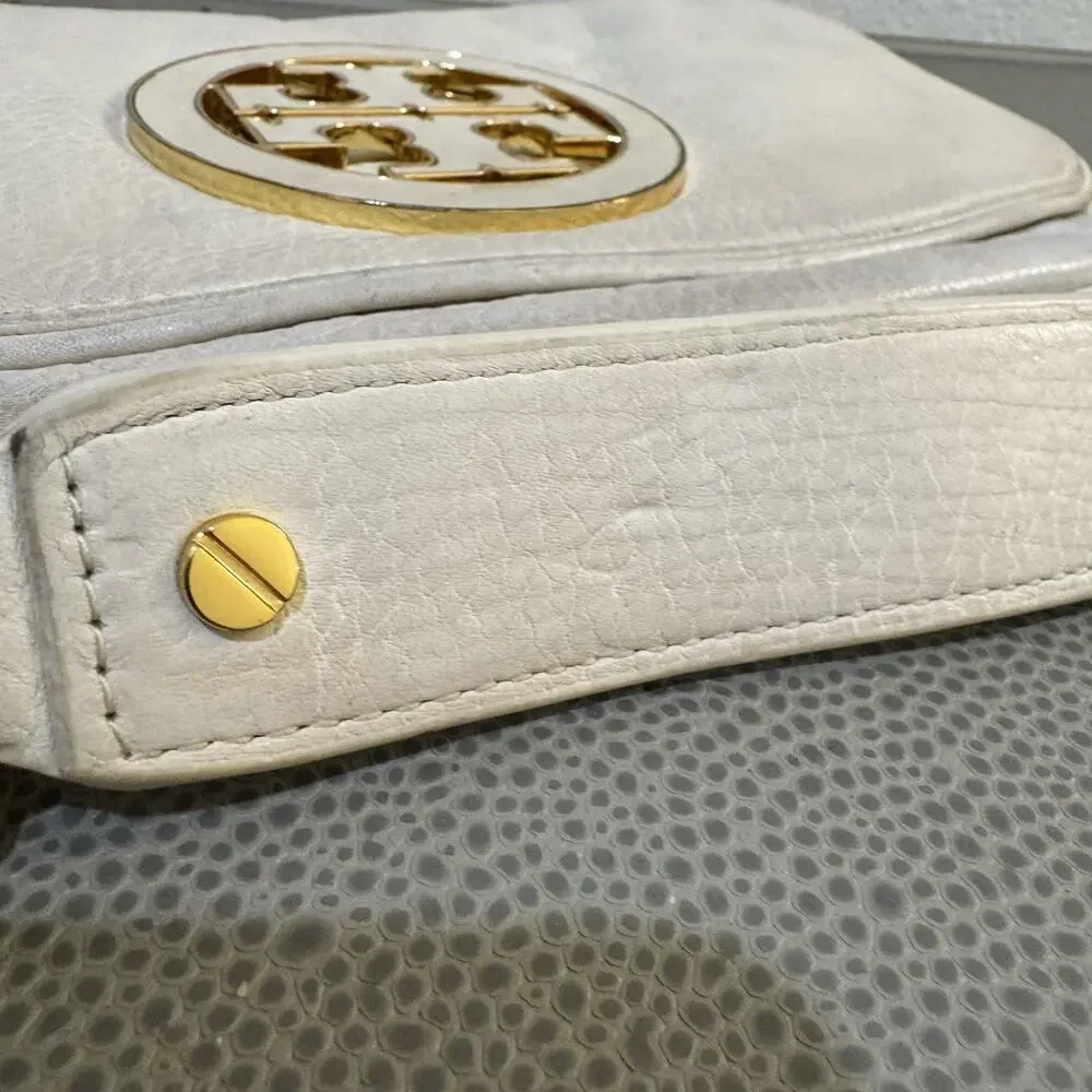 Tory Burch Ivory Amanda Crossbody Bag/ Clutch
